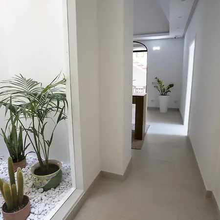 לינה וארוחת בוקר Kalibia And מזרה דל ואלו